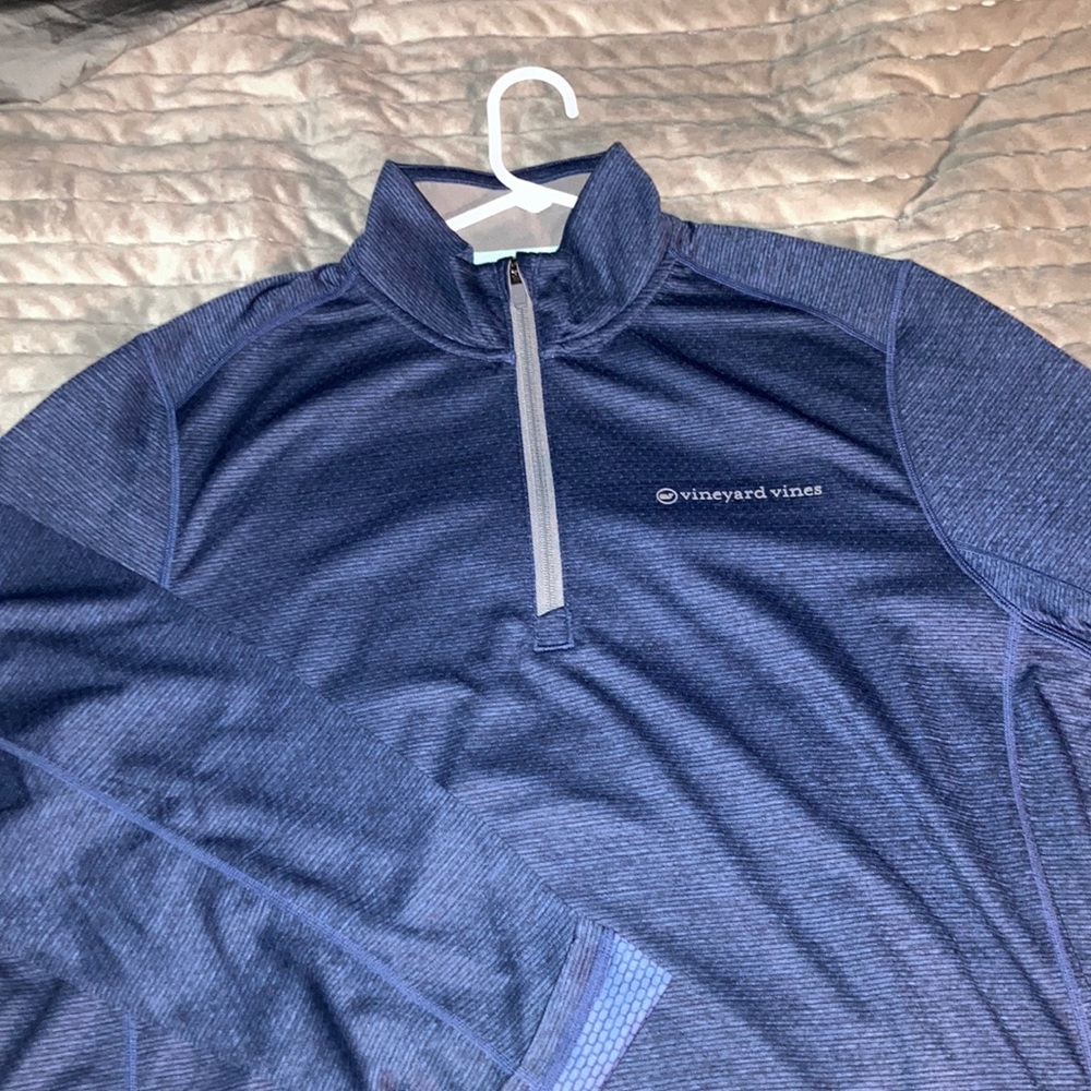 Vineyard Vines Performance 1/2 Zip. Color: Navy Condition: Brand New